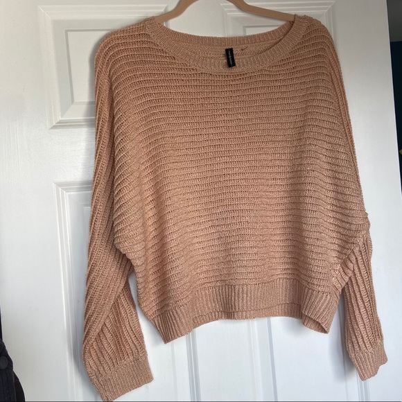 Tan sweater - Picture 1 of 2